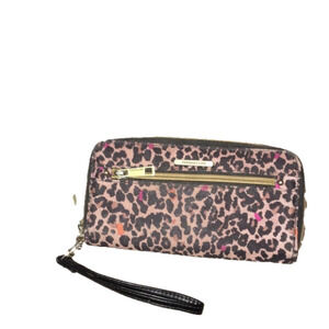 Travelon Cheetah Print Canvas Wallet/Wristlet.